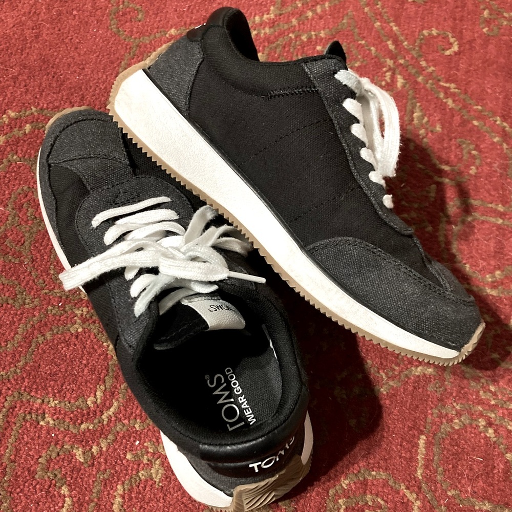 TOMS Wyndon Sneaker